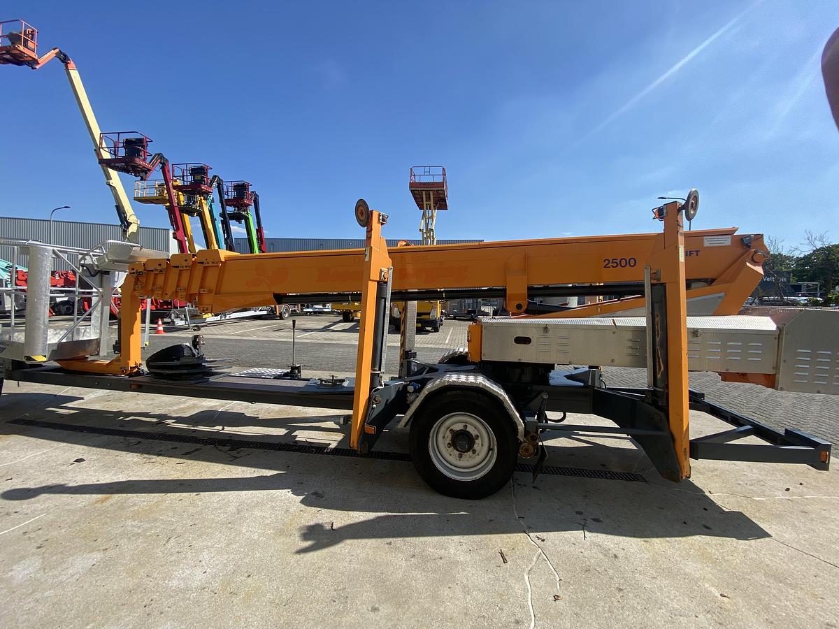 Gebruikt 2005 Omme 2500 ED, Aanhanger hoogwerker, 25 meter