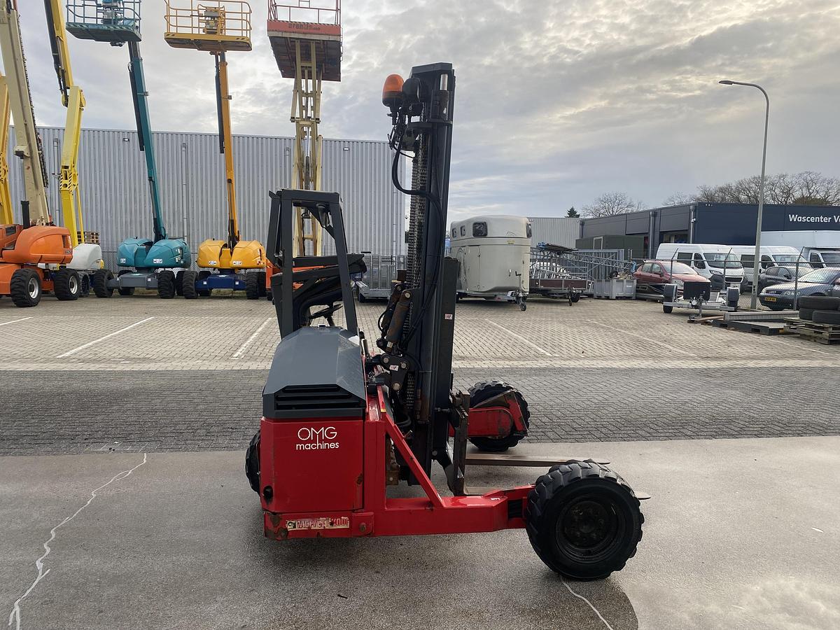 Gebruikt 2006 Moffett M4 25.3 / Kooiaap