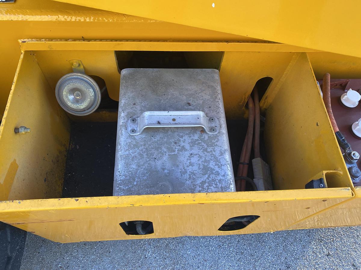 Gebruikt 1999 UpRight AB38, Hoogwerker, 13,5 meter