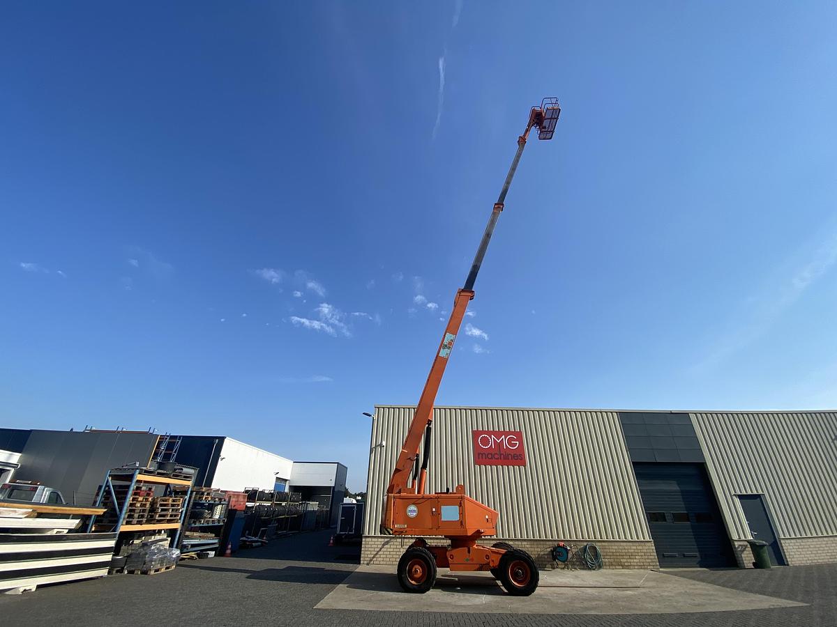 Gebruikt 2002 Aichi SP21AJ, 23 meter Hoogwerker