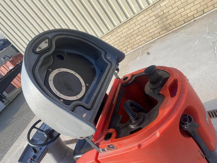 Gebruikt Hako Hakomatic B750R, Schrobmachine