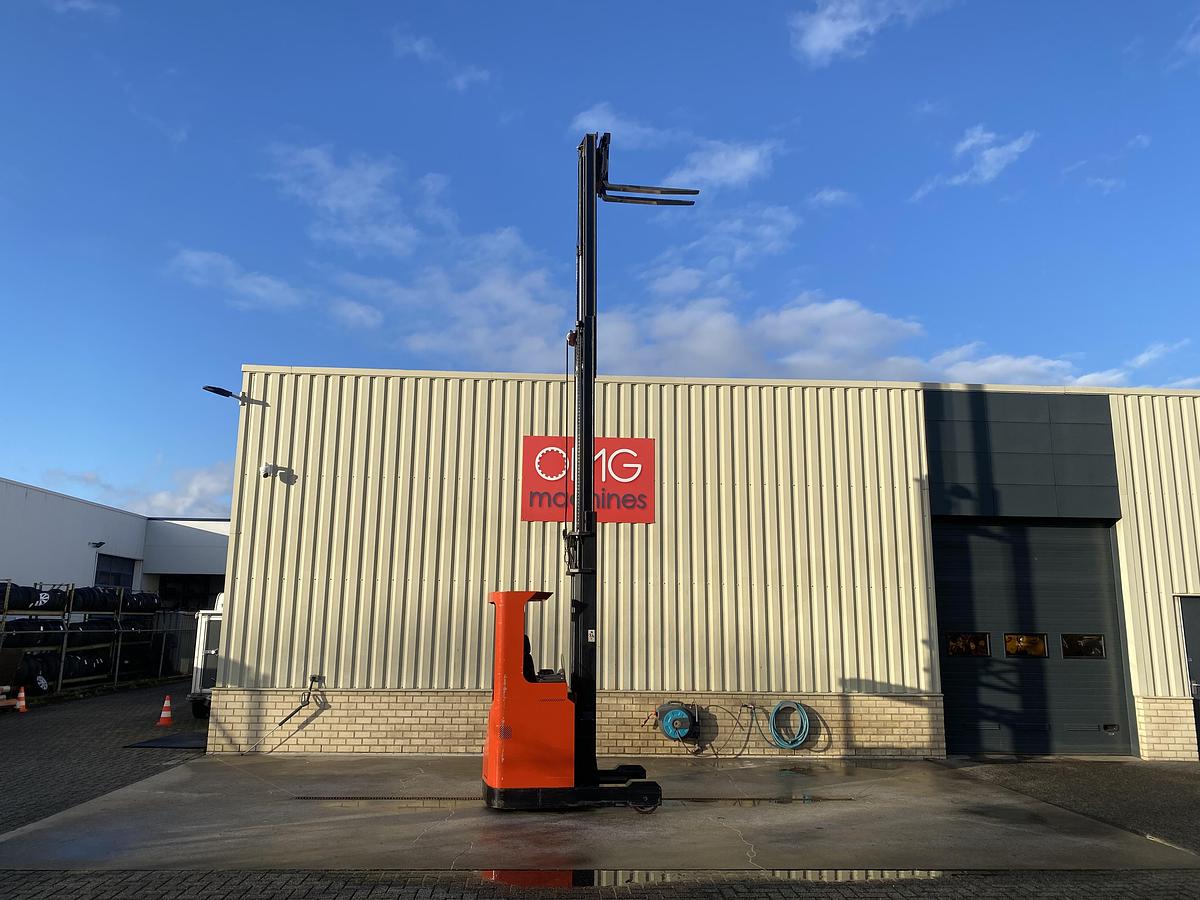 Gebruikt 1995 BT RR B2 / 14 Reachtruck, 7 meter