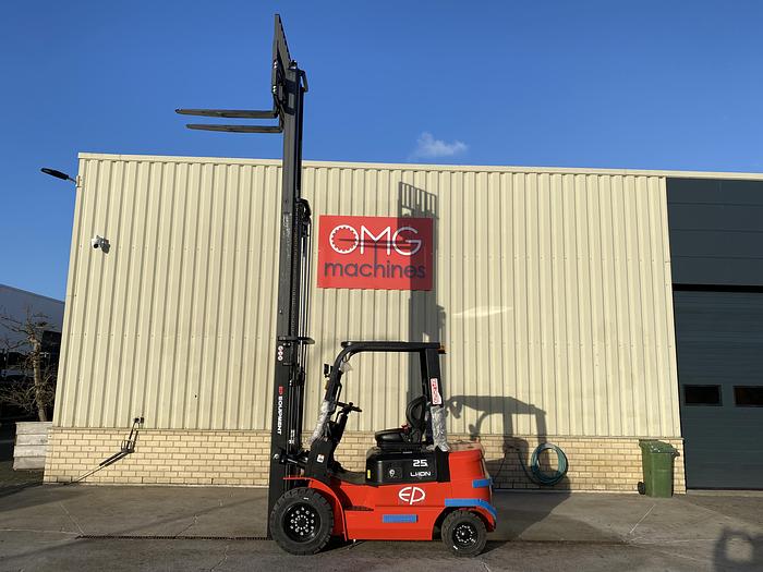 Gebruikt 2024 EP EFL252X3, Heftruck, Elektro