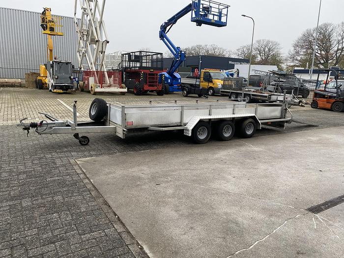 Gebruikt 2002 Weijer Aanhangwagen, 3500 kg. 5 meter, 3 Asser.