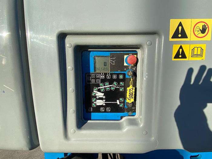 Gebruikt Genie Z 80/60, Hoogwerker, 26,5 meter, 4x4x4