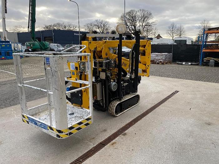 Gebruikt EasyLift R130, Spin hoogwerker, 13 meter