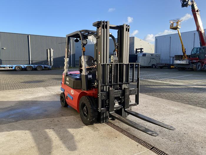 Gebruikt 2024 EP EFL252X3, Heftruck, Elektro