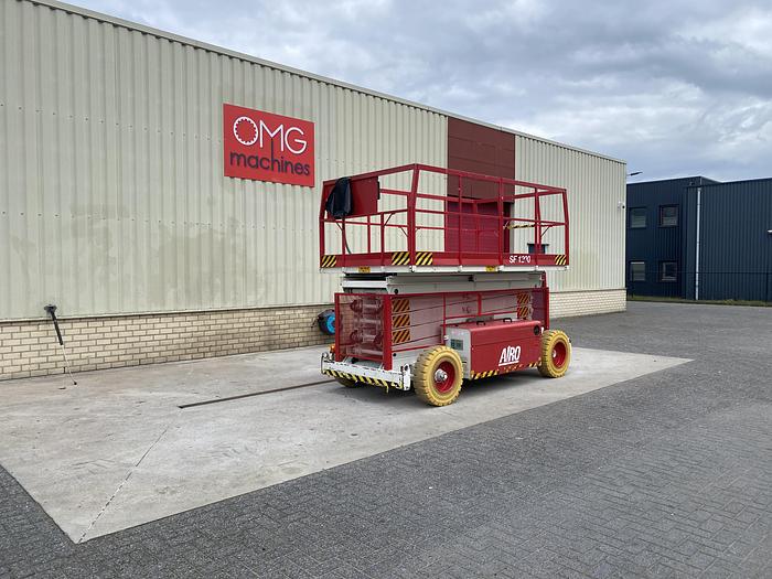 Gebruikt 2002 Airo SF1200, Schaarhoogwerker, 14 meter