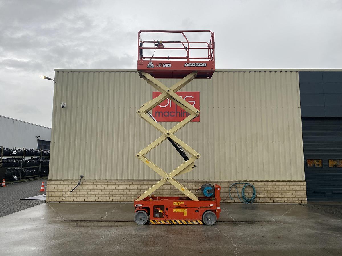 Gebruikt 2018 LGMG AS0608, Schaar hoogwerker, 8 meter