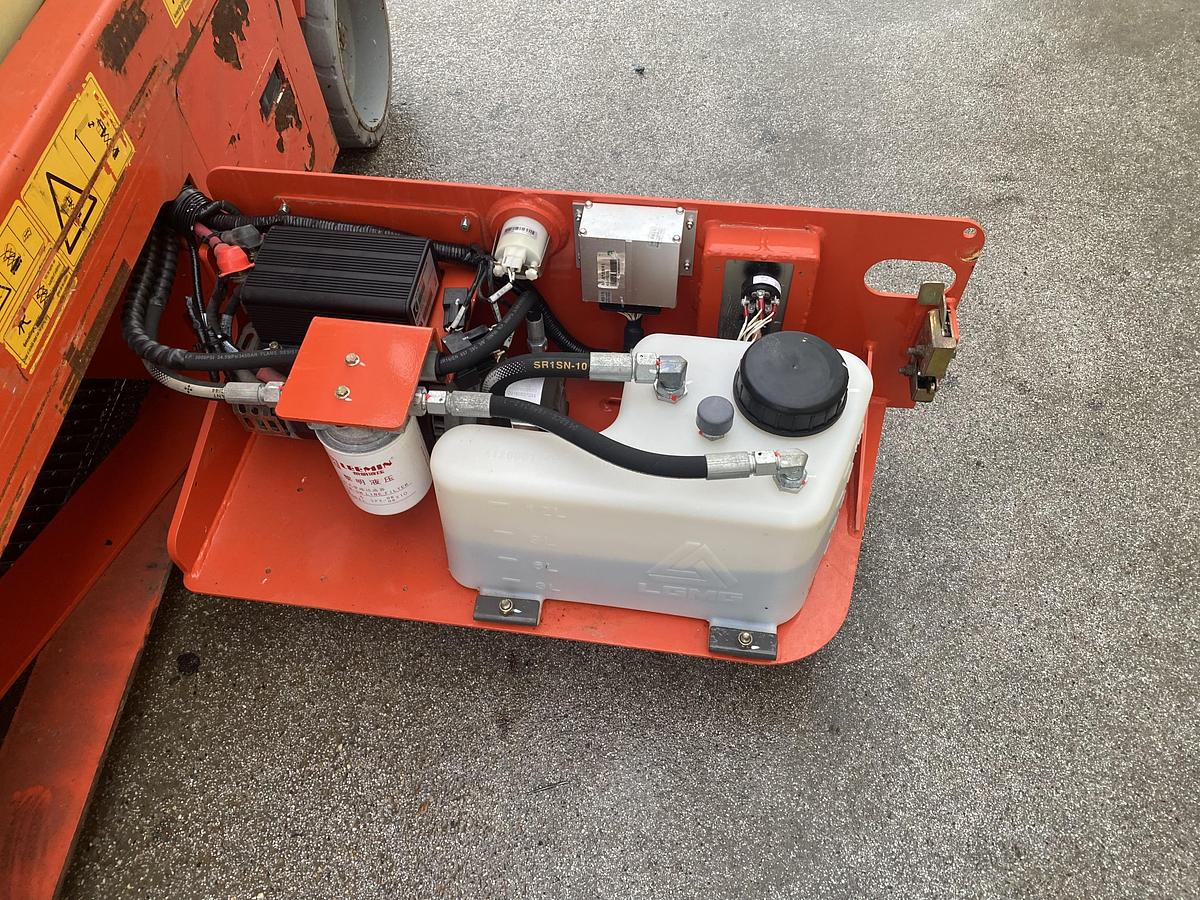 Gebruikt 2018 LGMG AS0608, Schaar hoogwerker, 8 meter