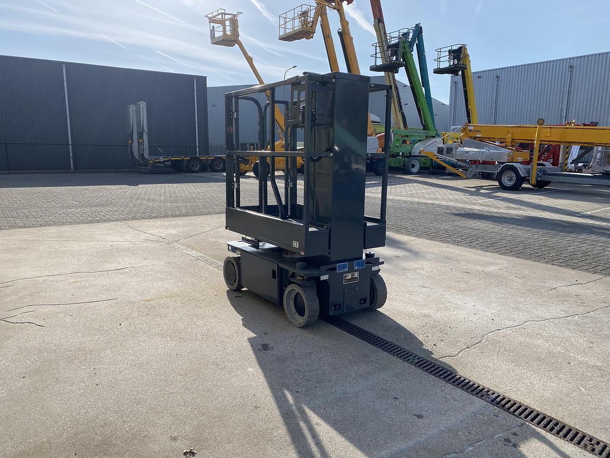 Gebruikt 2022 Rees AMWP6100-5.6, hoogwerker, personenlift, 5,6 meter