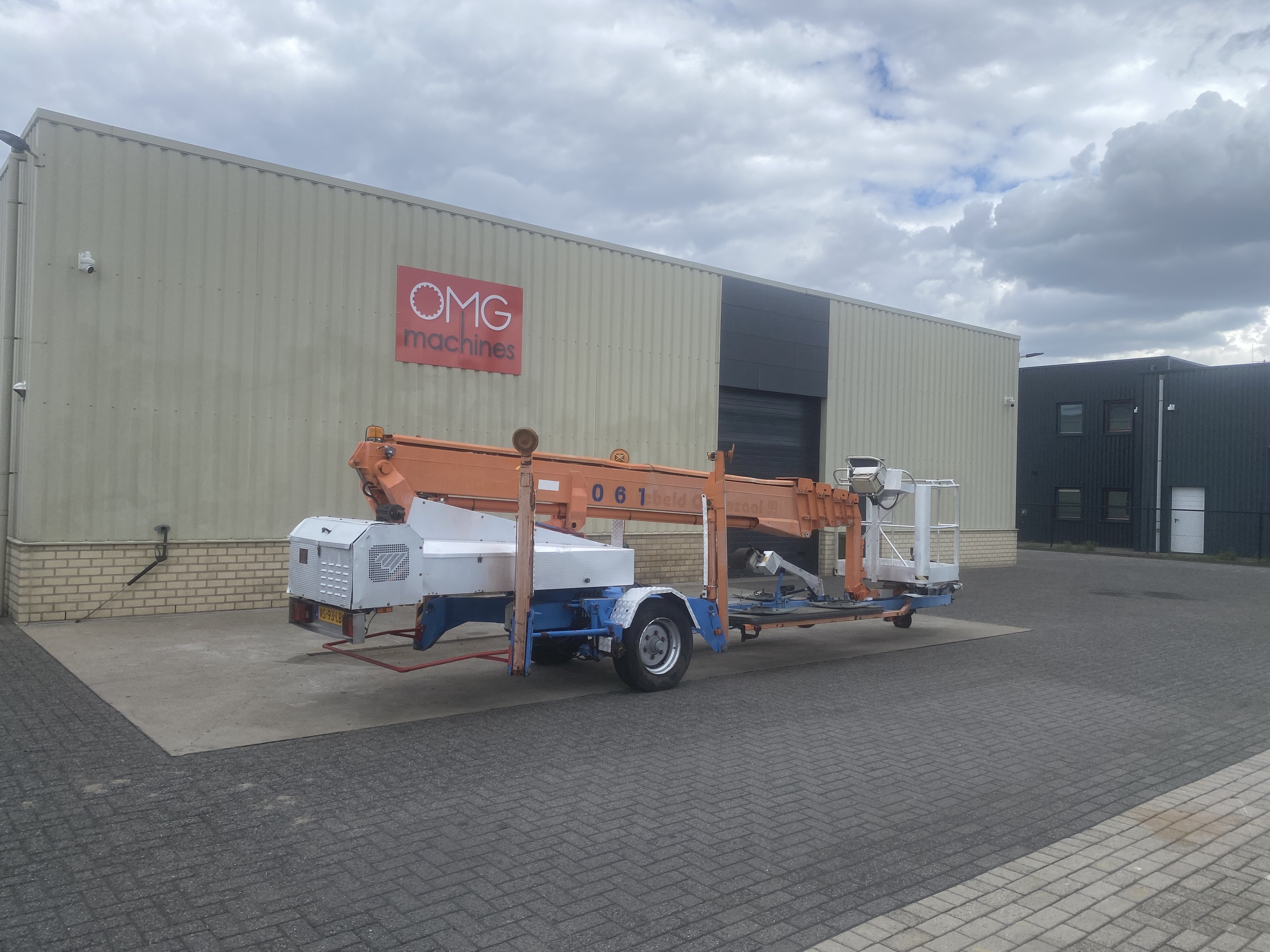 Gebruikt 1997 Omme 2500 EBDZ, Aanhanger hoogwerker