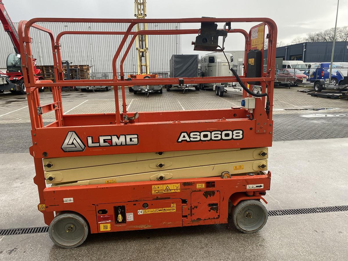 Gebruikt 2018 LGMG AS0608, Schaar hoogwerker, 8 meter