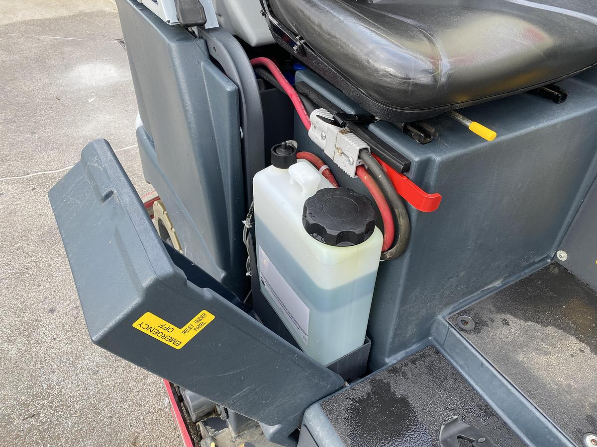 Gebruikt 2021 Nilfisk SC6500 1300C, Veeg- Schrobmachine