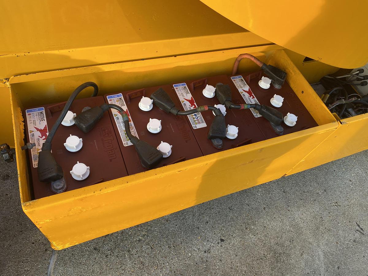 Gebruikt 1999 UpRight AB38, Hoogwerker, 13,5 meter