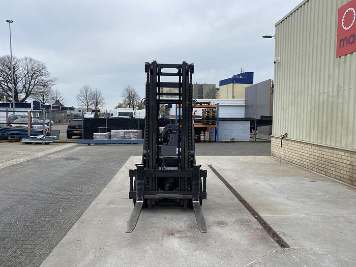 Gebruikt 2010 Nissan Heftruck, 3 ton