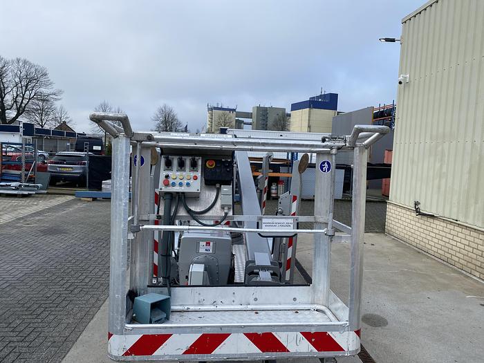 Gebruikt Thomas 210 NWS, Aanhanger Hoogwerker, 21 meter