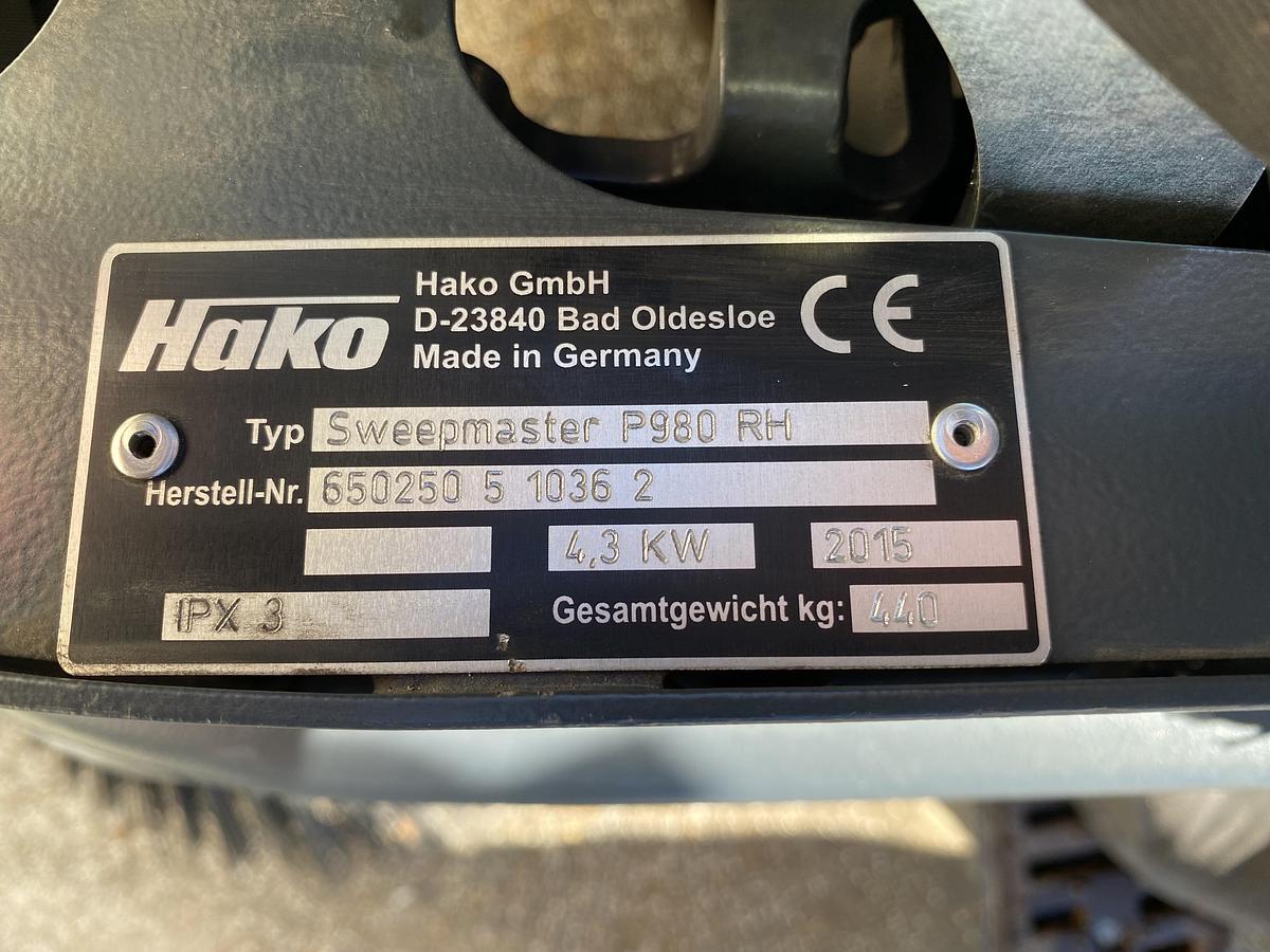 Gebruikt 2015 Hako Sweepmaster P980 RH, Veegmachine