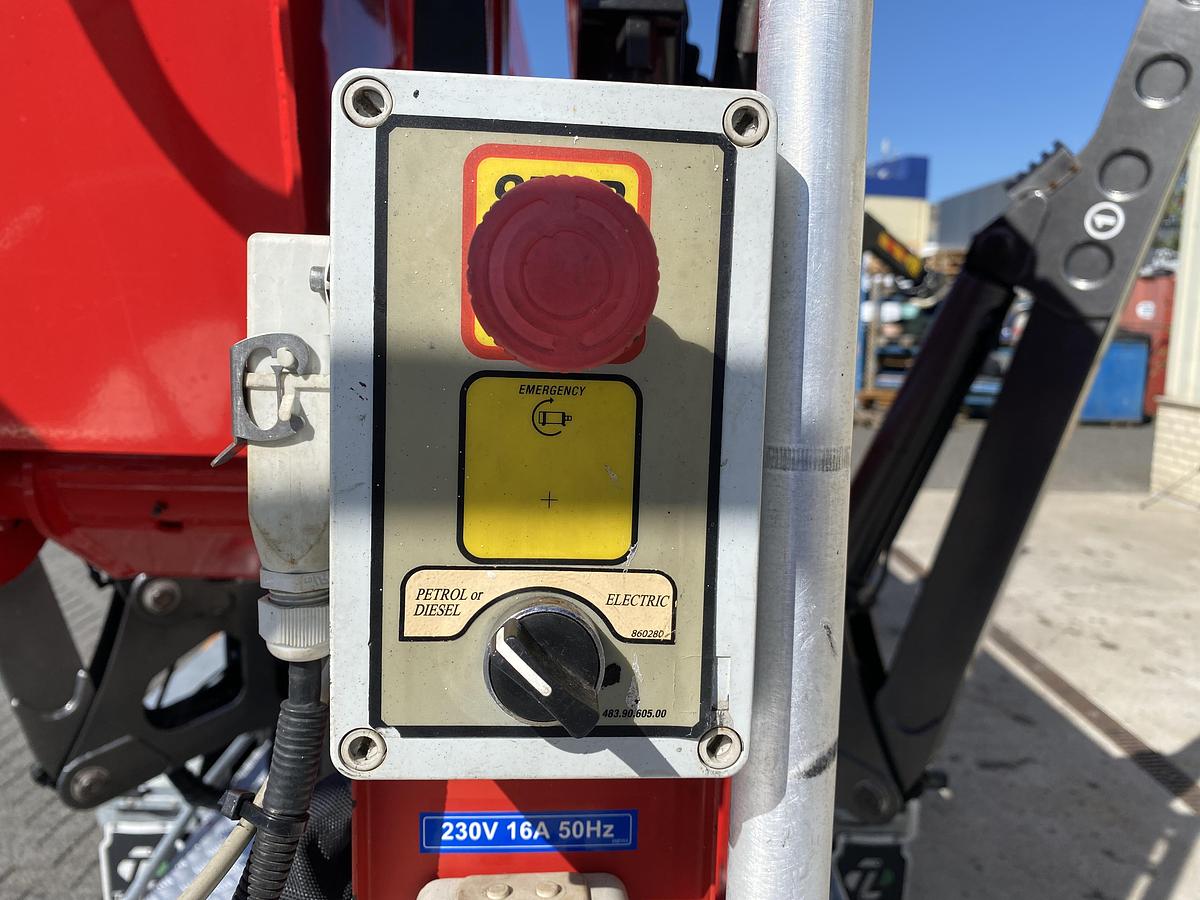 Gebruikt 2012 Platform Basket Spider 22.10, Spin hoogwerker met aanhangwagen