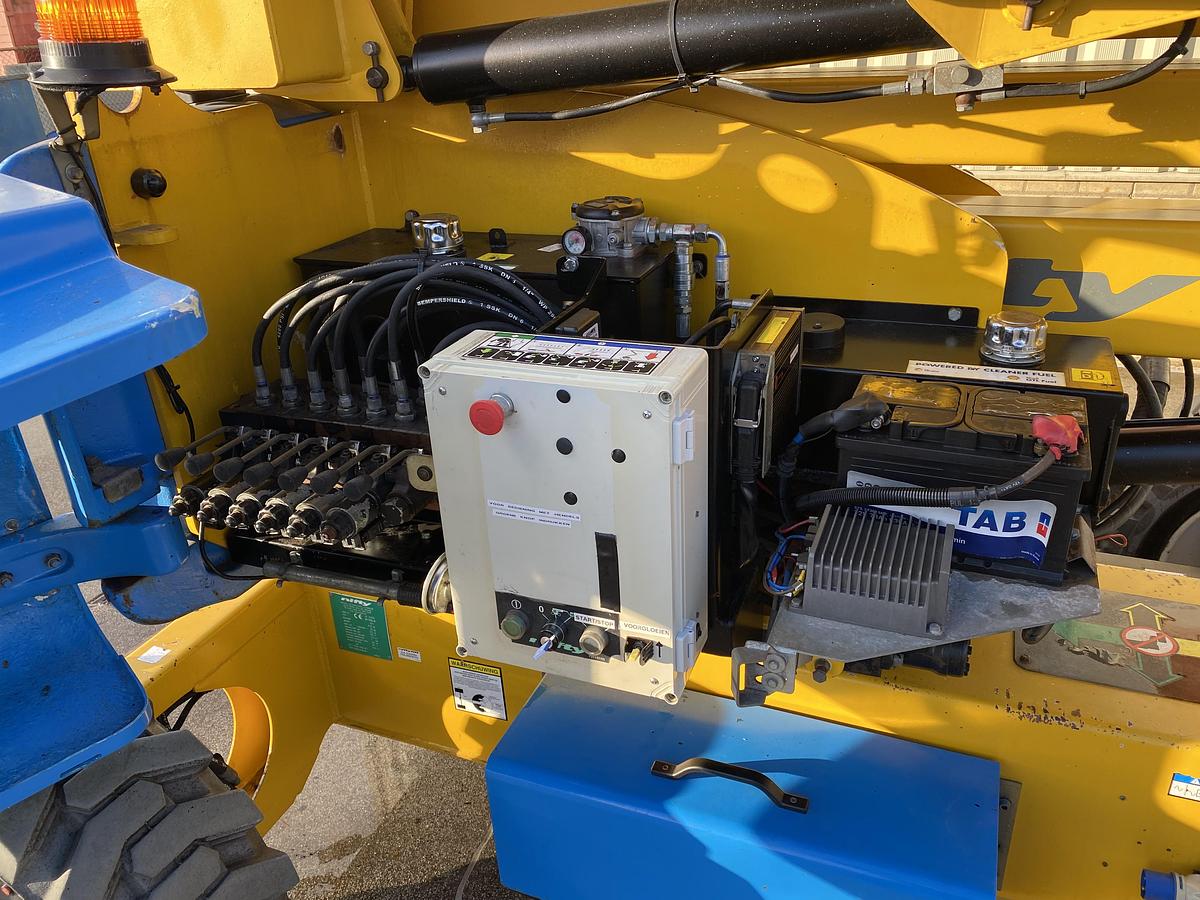 Gebruikt 2011 Niftylift HR17 Hybrid 4x4, Hoogwerker