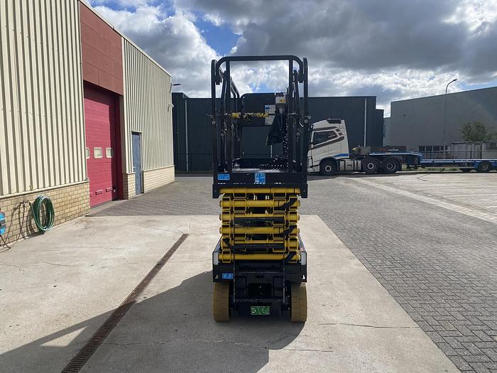 Gebruikt 2008 Airo X10EN, meter, Schaar hoogwerker