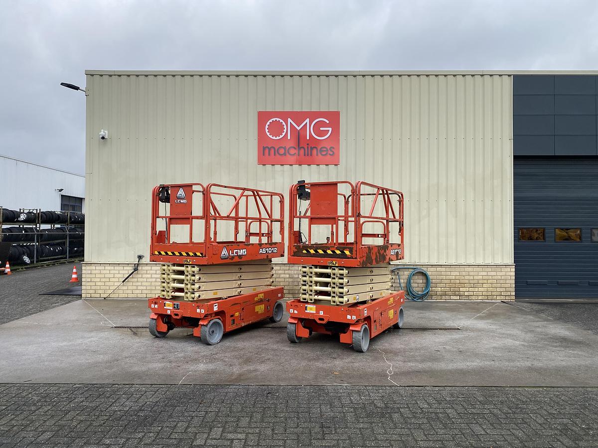 Gebruikt 2008 LGMG AS1012, Schaar hoogwerker, 12 meter
