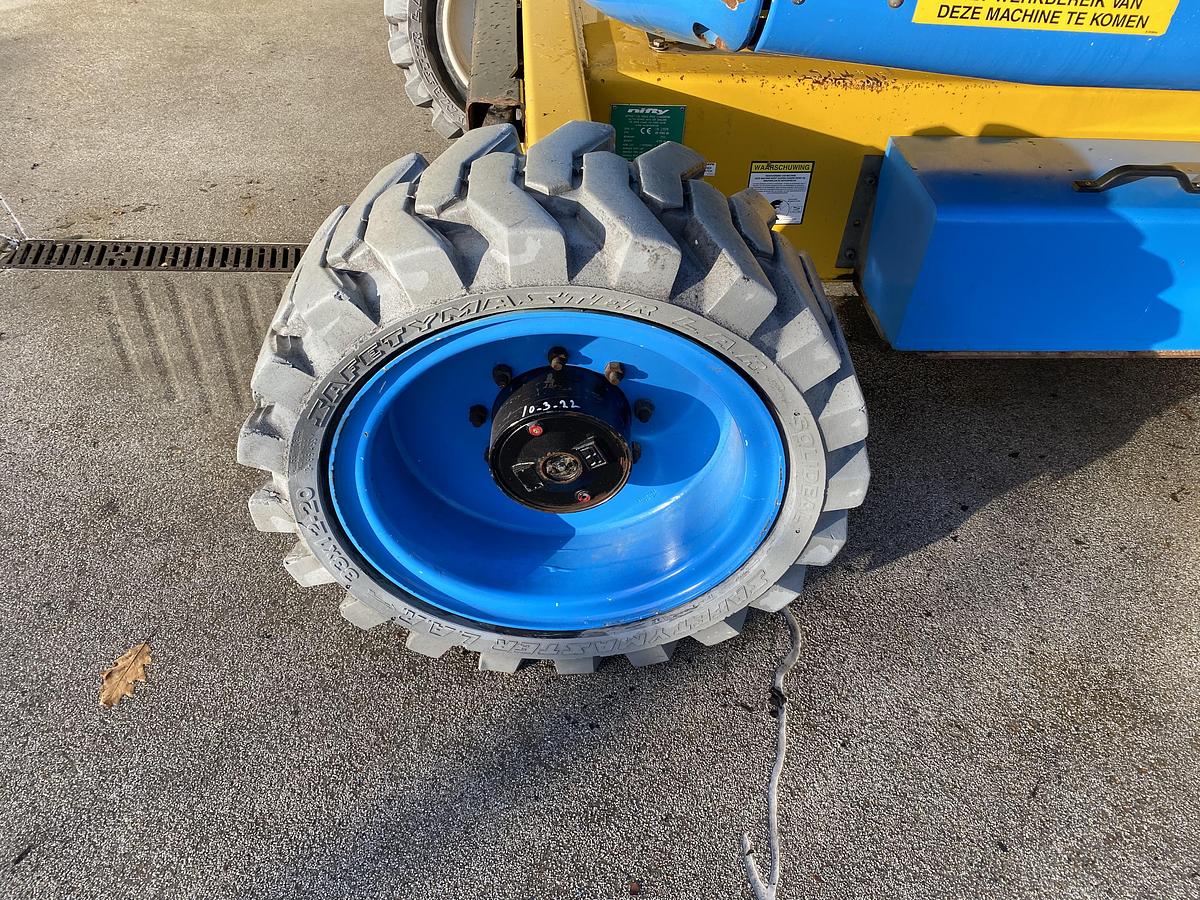 Gebruikt 2011 Niftylift HR17 Hybrid 4x4, Hoogwerker