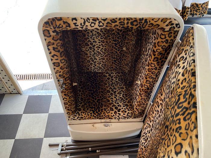 Gebruikt Knaus Foodtruck / Festival Caravan