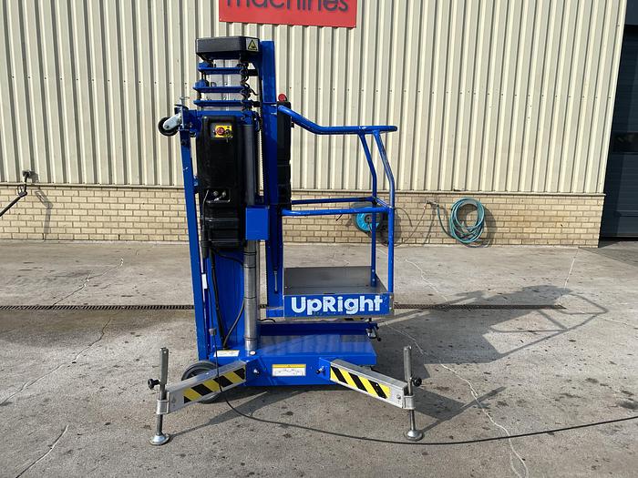 Gebruikt 2004 UpRight UL25 D/C, eenpersoons hoogwerker, 10 meter