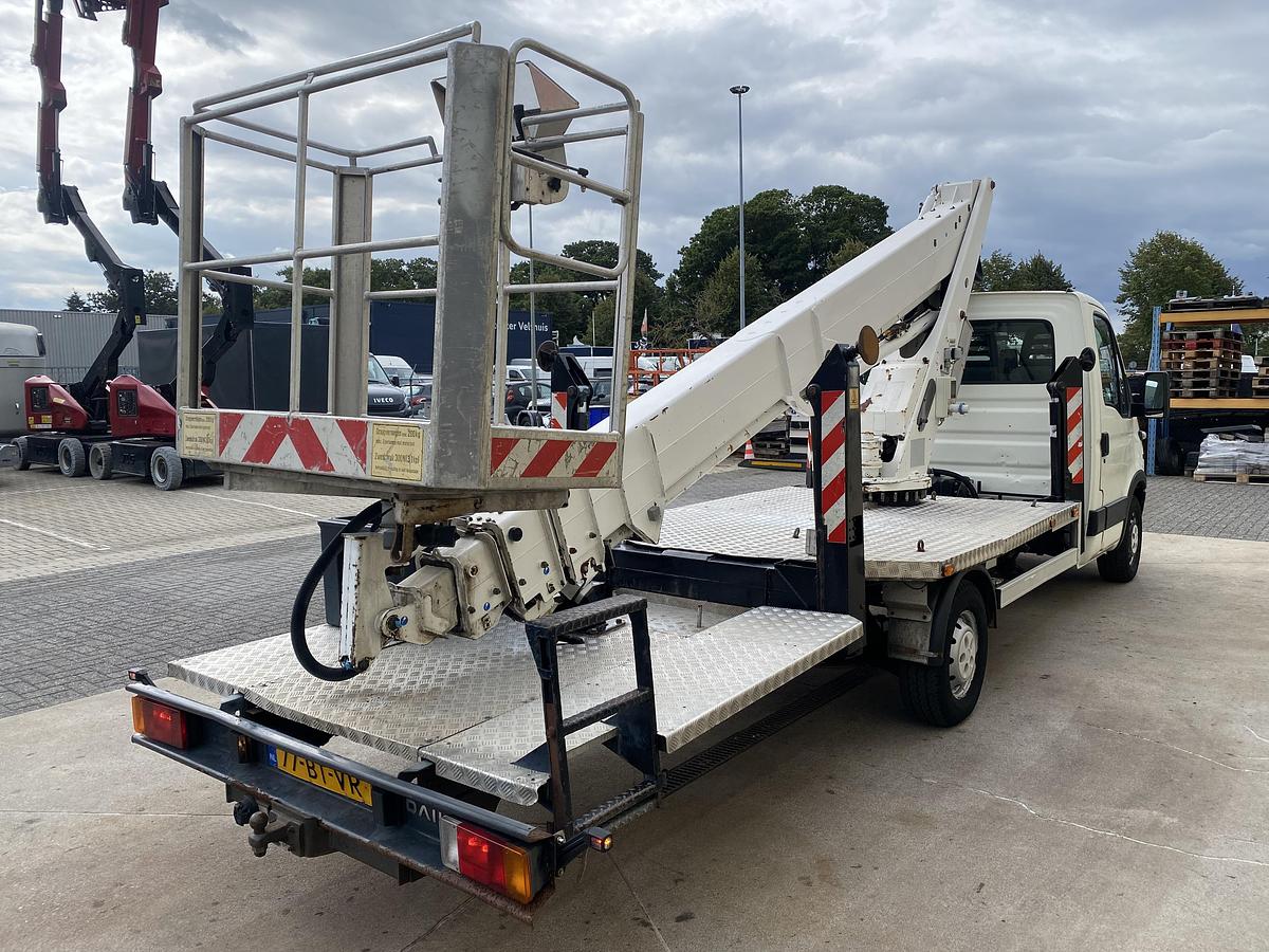 Gebruikt 2005 Bizzocchi Autel 230 HP, Autohoogwerker, 23 meter