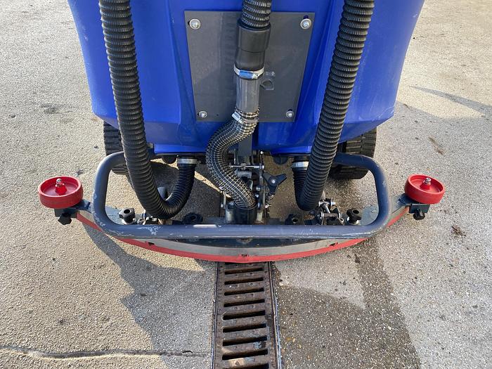 Gebruikt 2011 Dulevo H815 RO, Schrobmachine, 85 cm