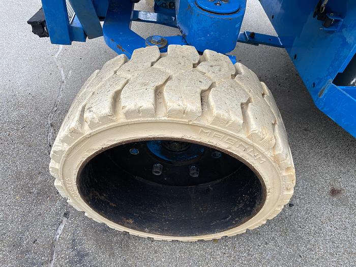 Gebruikt 1998 Holland Lift Monostar Y83EL16, schaar hoogwerker, 10 meter