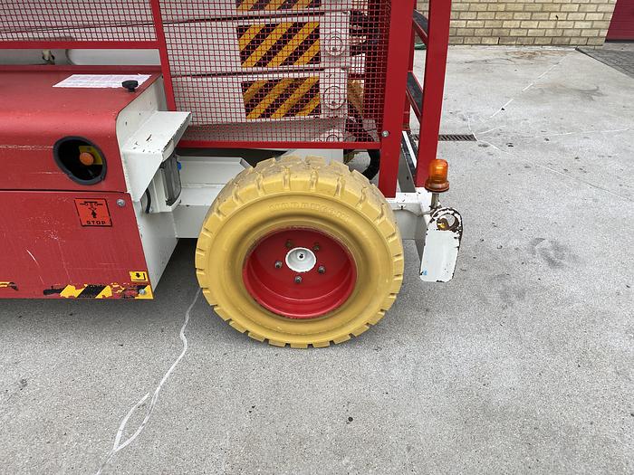 Gebruikt 2002 Airo SF1200, Schaarhoogwerker, 14 meter