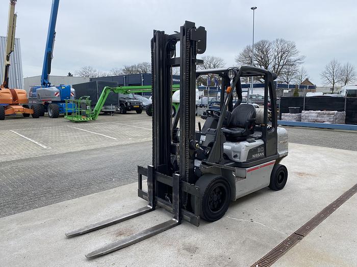 Gebruikt 2010 Nissan Heftruck, 3 ton