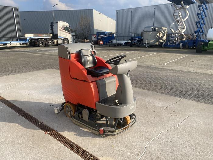 Gebruikt Hako Hakomatic B750R, Schrobmachine