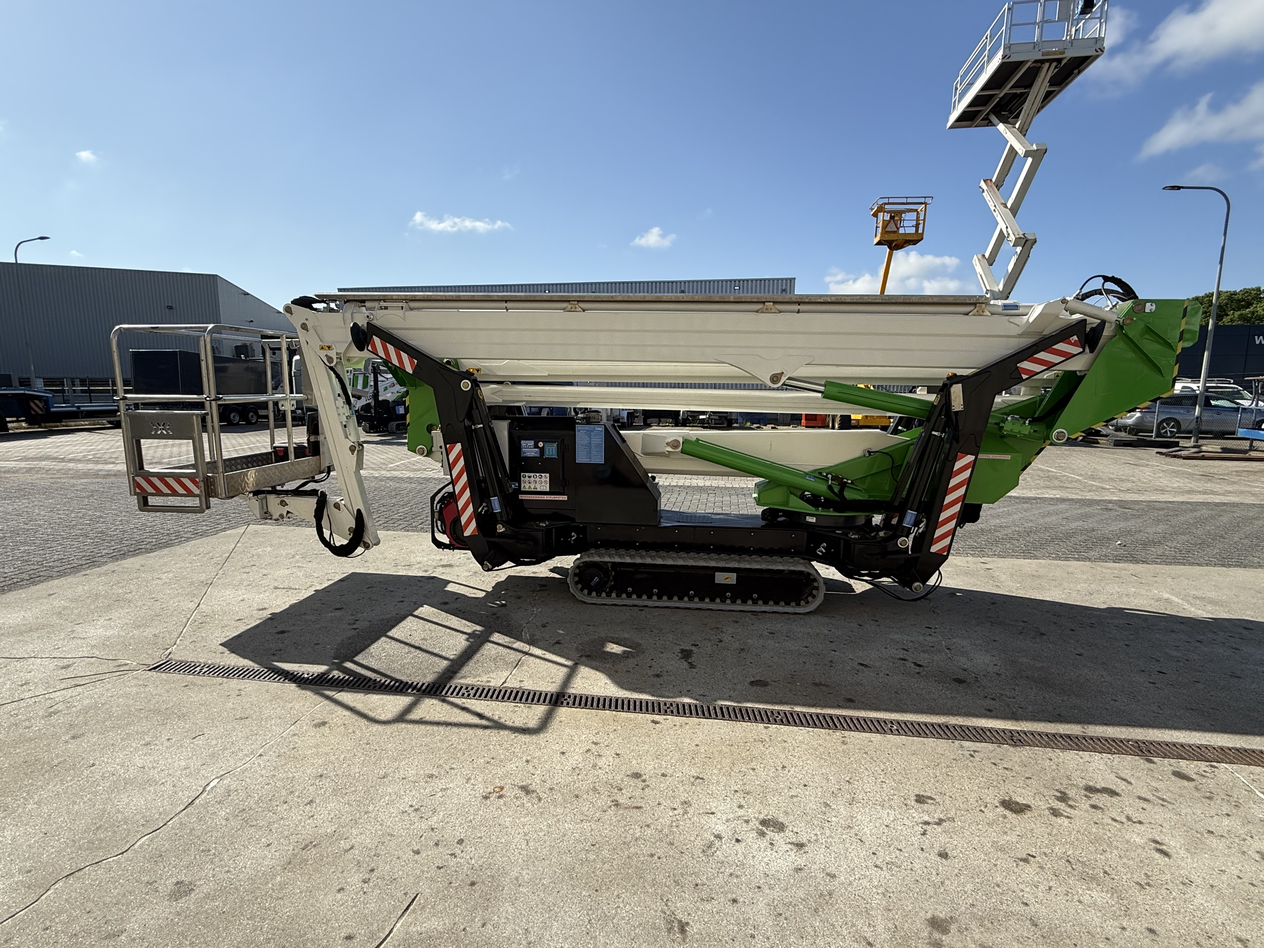 Gebruikt 2022 Comet Leopard 25, Spin hoogwerker