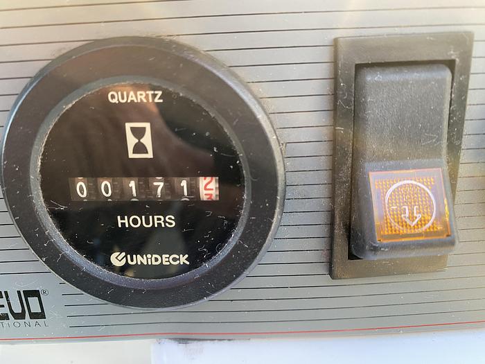 Gebruikt 2011 Dulevo 75 EH, Veegmachine