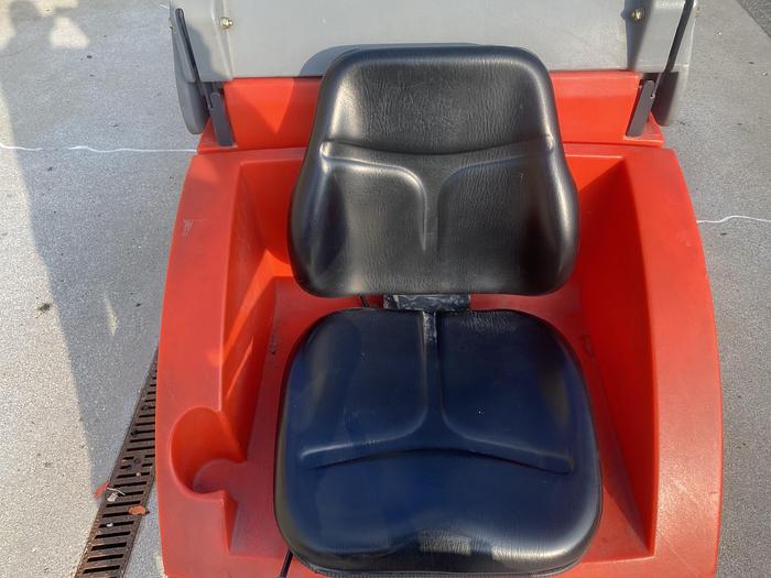 Gebruikt Hako Hakomatic B750R, Schrobmachine