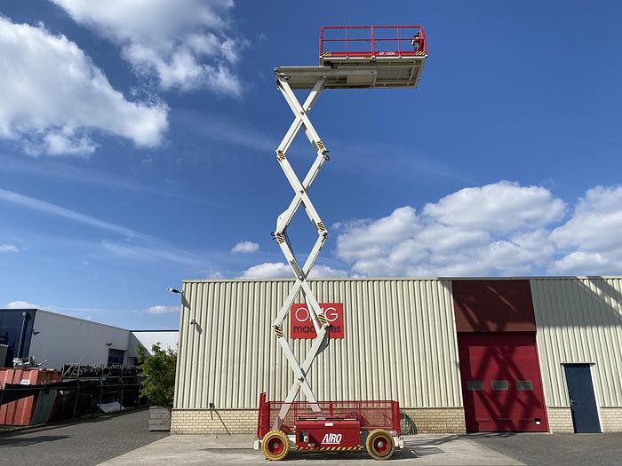 Gebruikt 2002 Airo SF1200, Schaarhoogwerker, 14 meter