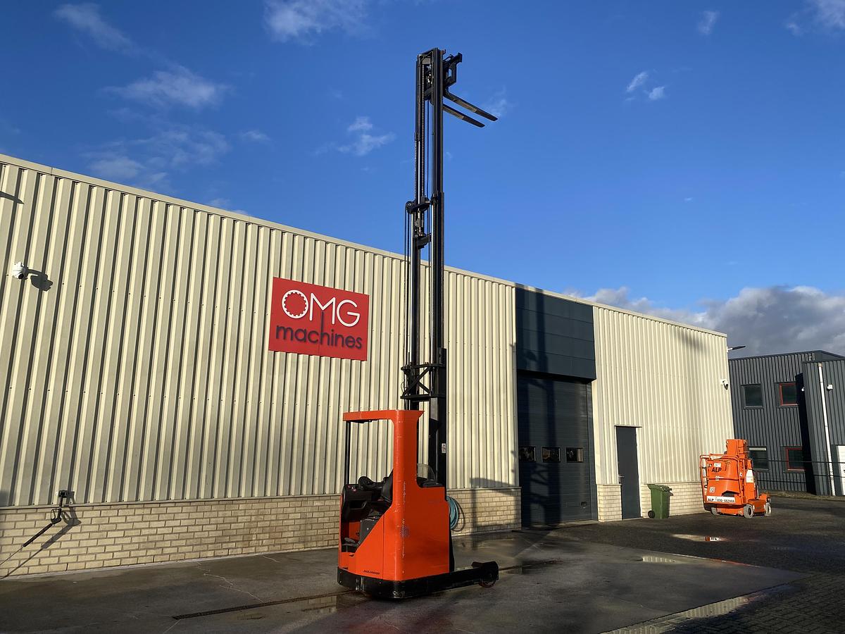 Gebruikt 1995 BT RR B2 / 14 Reachtruck, 7 meter