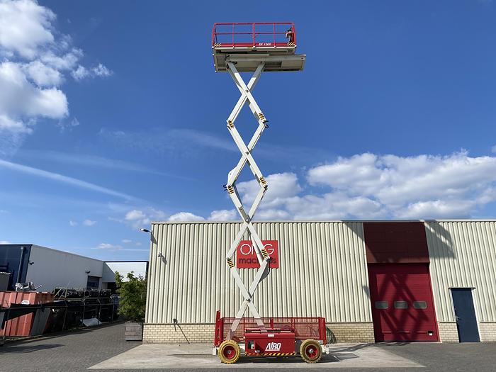 Gebruikt 2002 Airo SF1200, Schaarhoogwerker, 14 meter