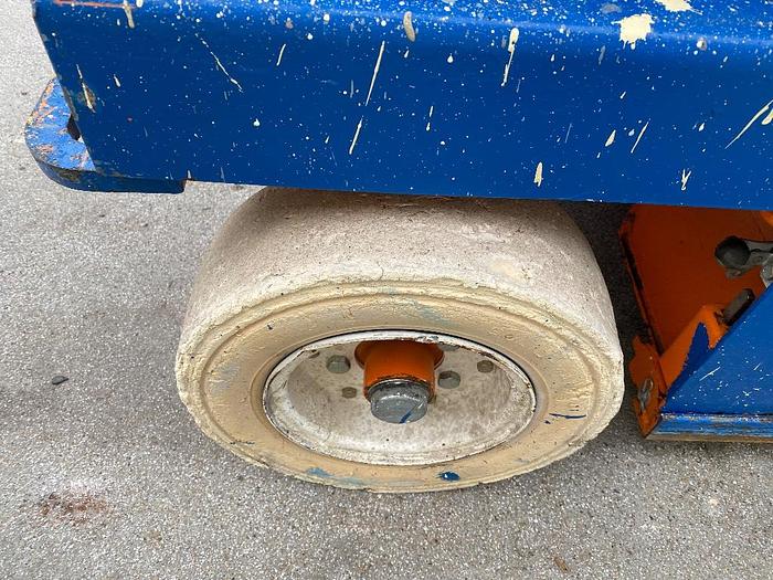 Gebruikt SkyJack SJ III 4626, schaarhoogwerker, 10 meter