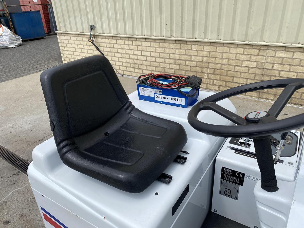 Gebruikt 2010 Dulevo 1100 EH, Veegmachine, Hoogkieper