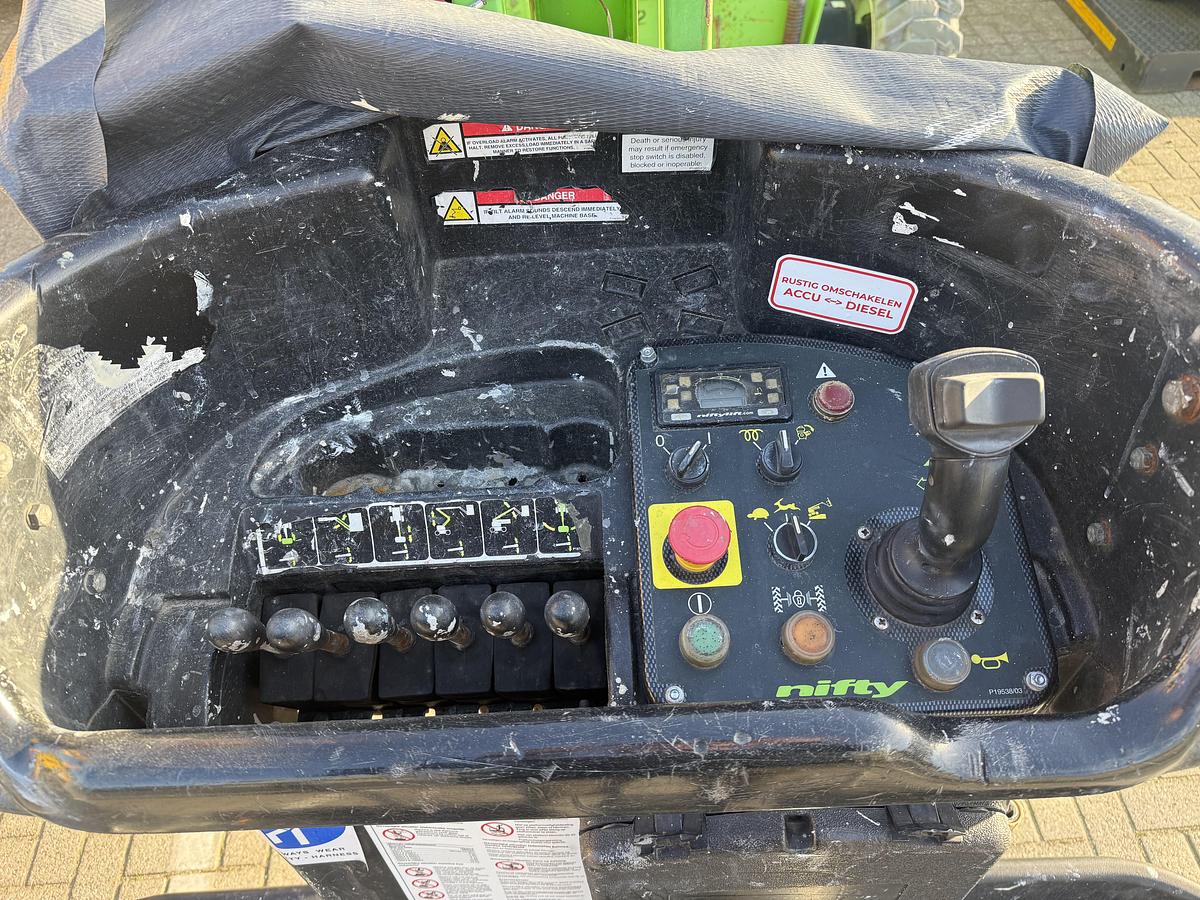 Gebruikt 2011 Niftylift HR21DE, Hoogwerker 21 meter, Diesel + Accu, Bi energy