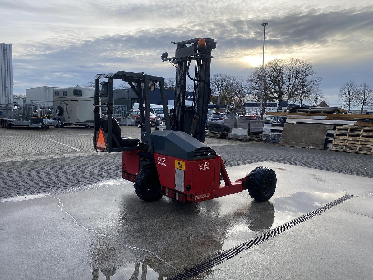 Gebruikt 2006 Moffett M4 25.3 / Kooiaap