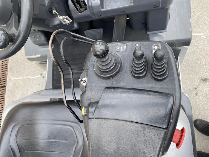 Gebruikt 2010 Nissan Heftruck, 3 ton