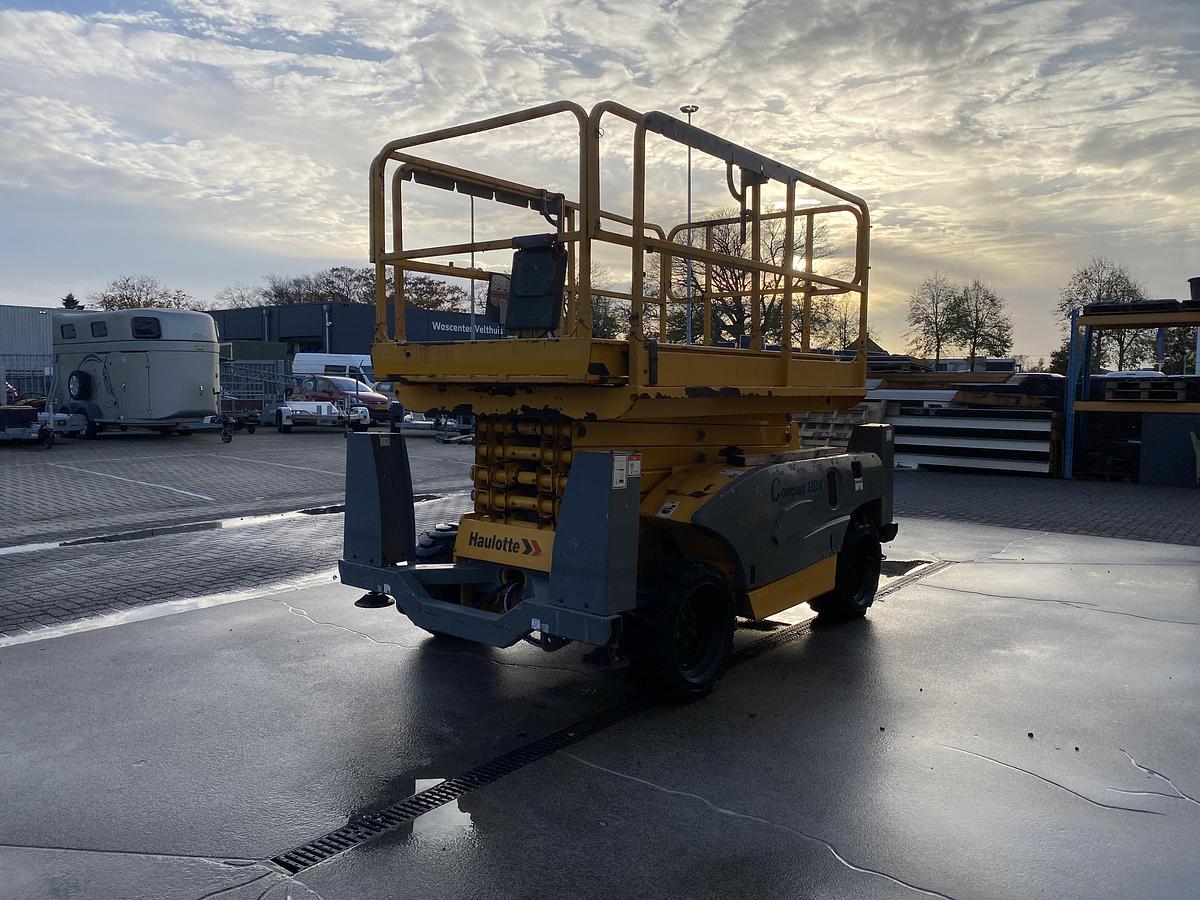 Gebruikt Haulotte Compact 12DX, Schaar hoogwerker, 4X4 Diesel