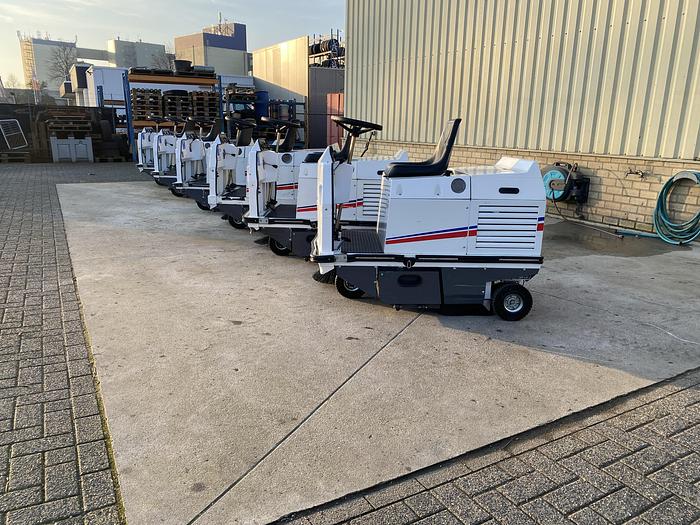 Gebruikt 2011 Dulevo 75 EH, Veegmachine