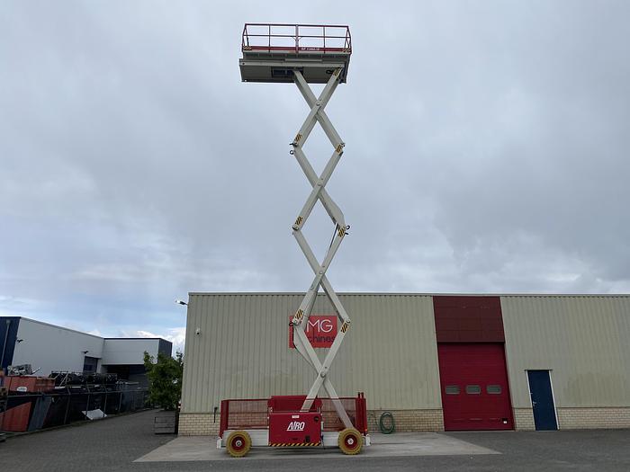 Gebruikt 2002 Airo SF1380-E, Schaar hoogwerker, 16 meter