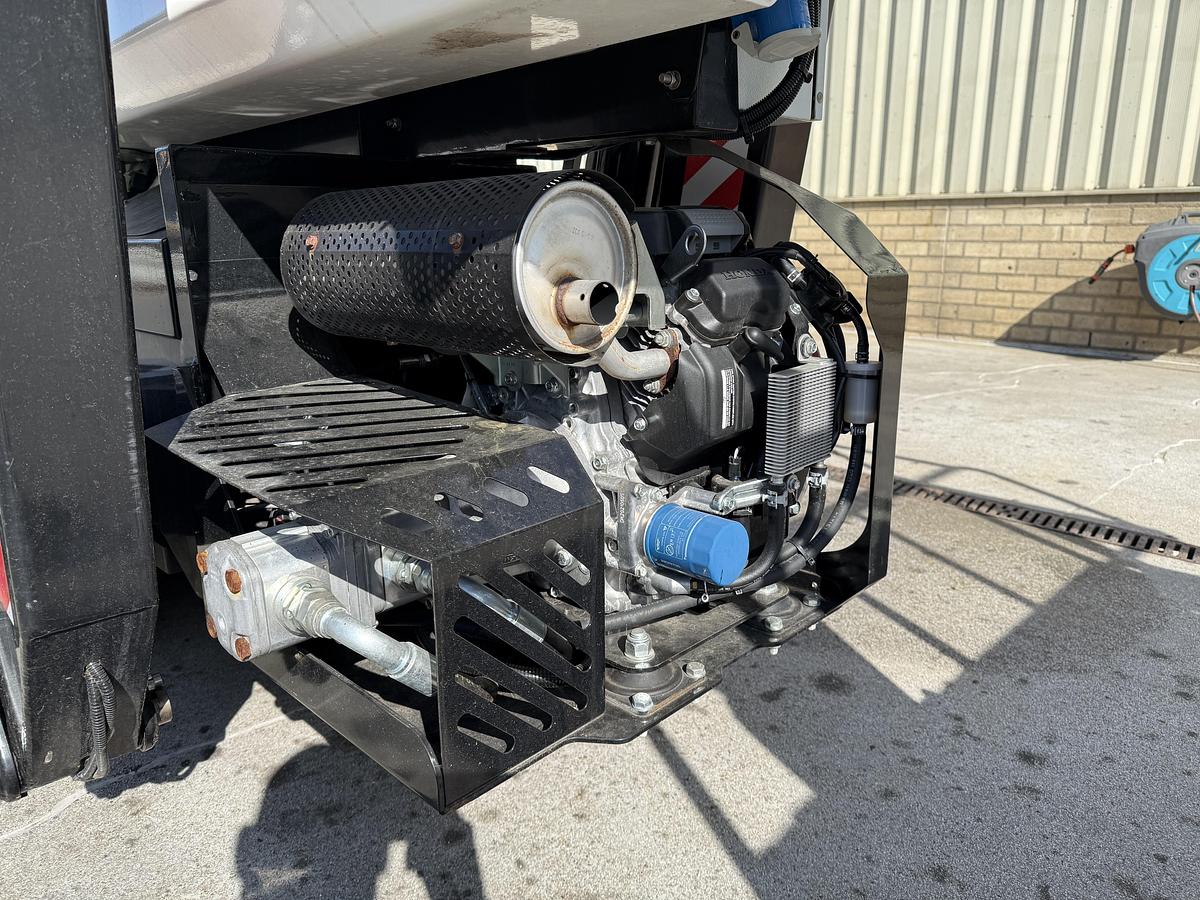 Gebruikt 2022 Comet Leopard 25, Spin hoogwerker